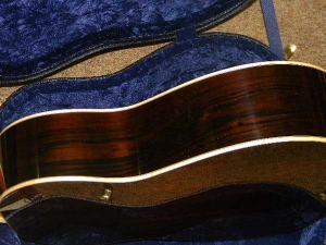 View the album Larrivee L-09 Custom Brazilian Rosewood