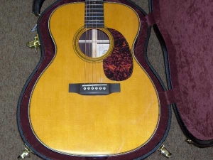 Martin 000-28EC Rosewood and Sitka Spruce-3