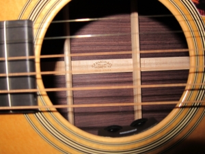 View the album Martin HD-28VE