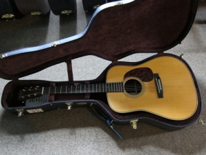 View the album Martin HD-28VE