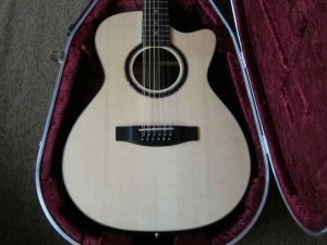 View the album Lakewood M-32 CP 12-String