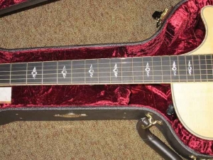 View the album Taylor 812 CE