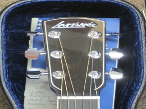 View the album Larrivee Custom L05, Italian Alpine Spruce, Quilted Mahogany