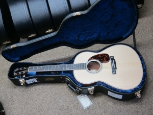 Larrivee Custom L05 Italian Alpine Spruce/Quilted Mahogany, #2
