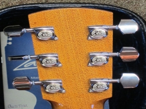Larrivee Custom L05 Italian Alpine Spruce/Quilted Mahogany, #2
