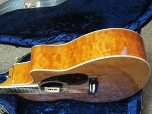 Larrivee Custom L-05E, ALL QUILTED MAHOGANY!