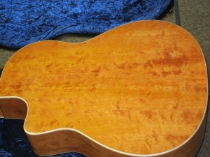 Larrivee Custom L-05E, ALL QUILTED MAHOGANY!