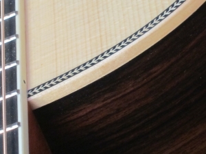 View the album Larrivee Custom LV-03E, Italian Alpine Spruce, East Indian Rosewood