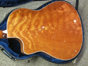 Larrivee Custom LV-05E, ALL QUILTED MAHOGANY! #3