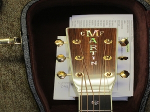 View the album Martin Custom D41 Special, Amazon Rosewood/Premium Sitka Spruce