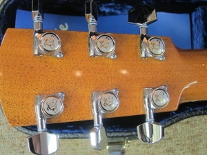 Larrivee Custom P-05, ALL QUILTED MAHOGANY!