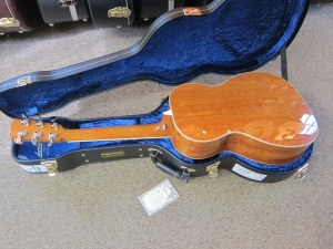 Larrivee Custom P-05, ALL QUILTED MAHOGANY!
