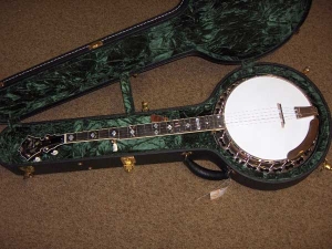 The Virginian, an exquisite banjo that honors the Blue Mountains - 1
