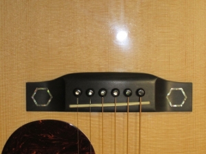View the album Martin Custom 0000/M Cutaway, 40 Series, AMAZON Rosewood/Premium Sitka Spruce, Fishman Ellipse Matrix Blend Pickup