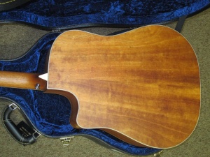 Larrivee Custom DV-03E Cedar top/ Quilted Mahogany back and sides !